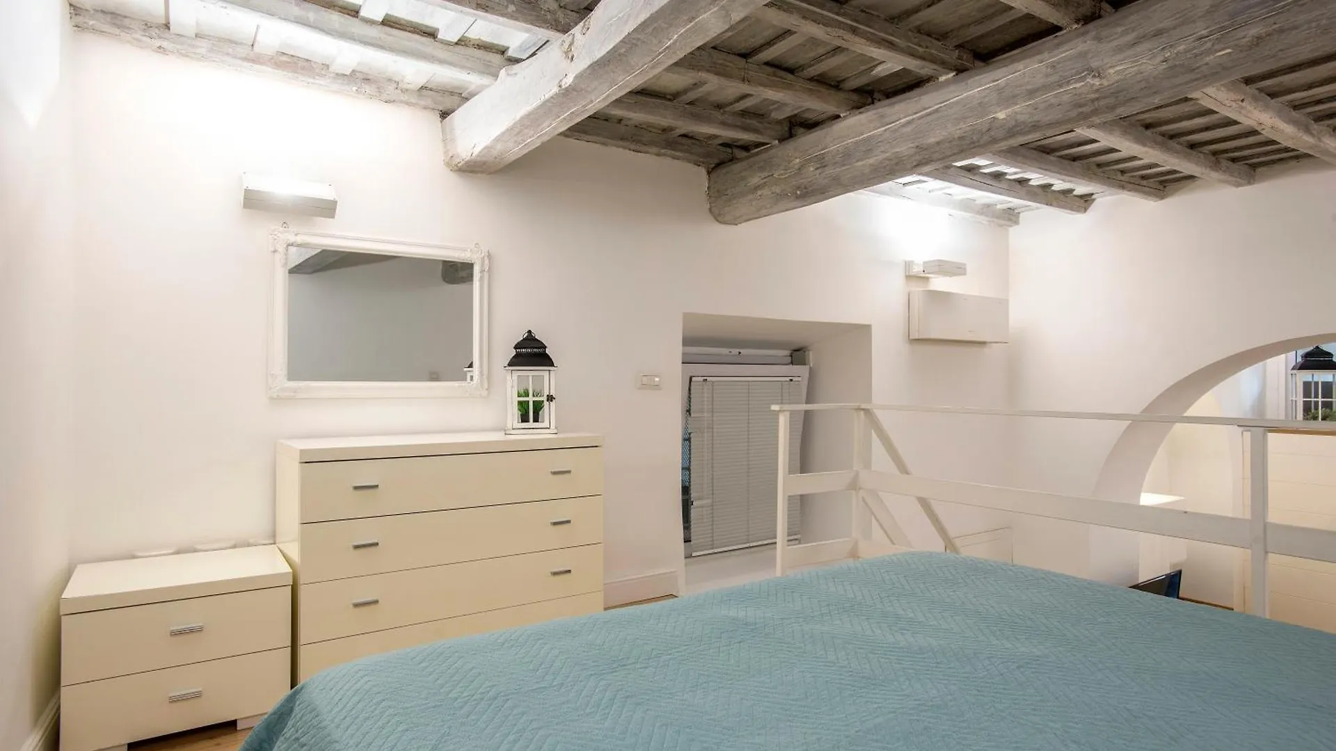 Holidays Teatro Pace Apartment Rome