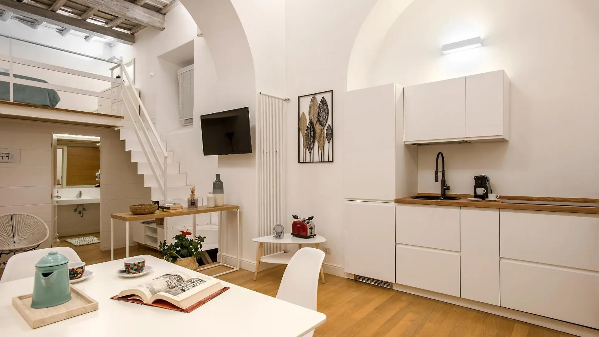 Holidays Teatro Pace Apartment Rome 0*,